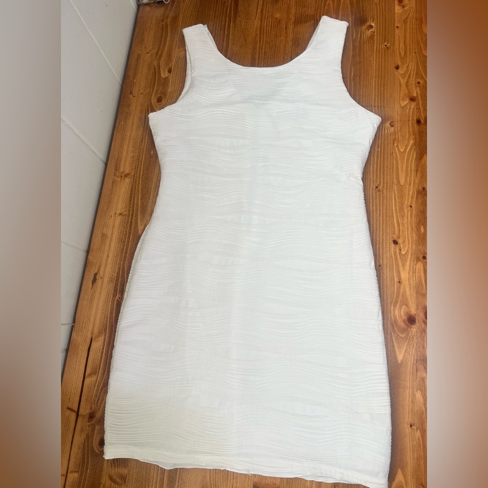 Elegant White Sleeveless Textured Dress- Juniors 13/14